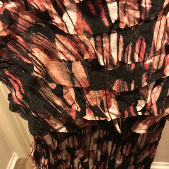 The Limited Black Multi Halter Top Size: 12 (L) - Picture 5 of 12